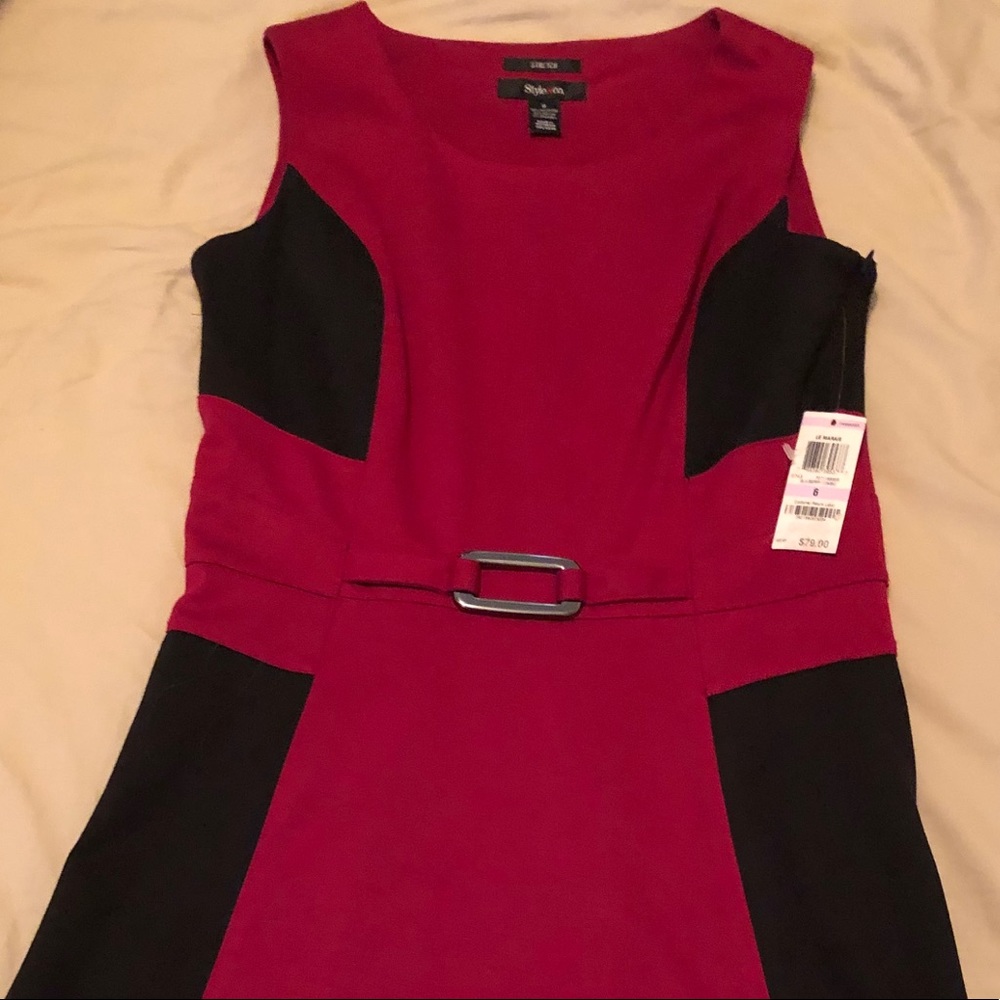 Sleeveless dress